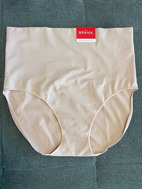 Spanx NWT Underwear Womens Size 2XL Light Pink Panties